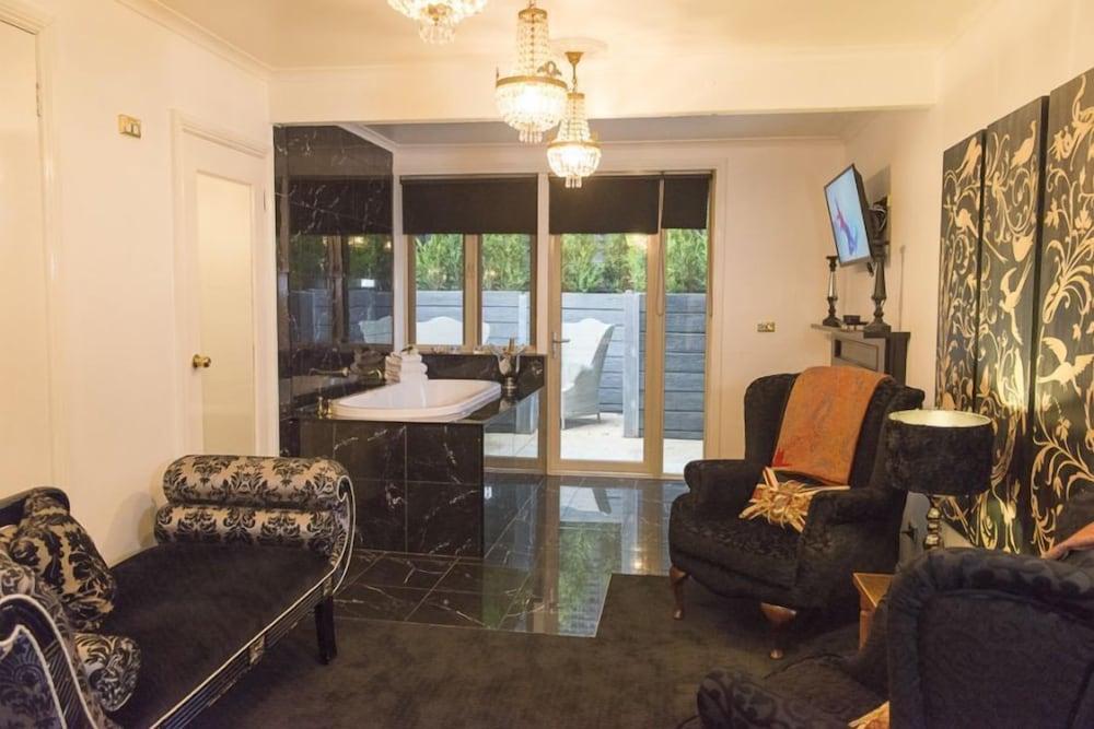 A Loft In The Mill Boutique Accommodation โอลินดา ภายนอก รูปภาพ