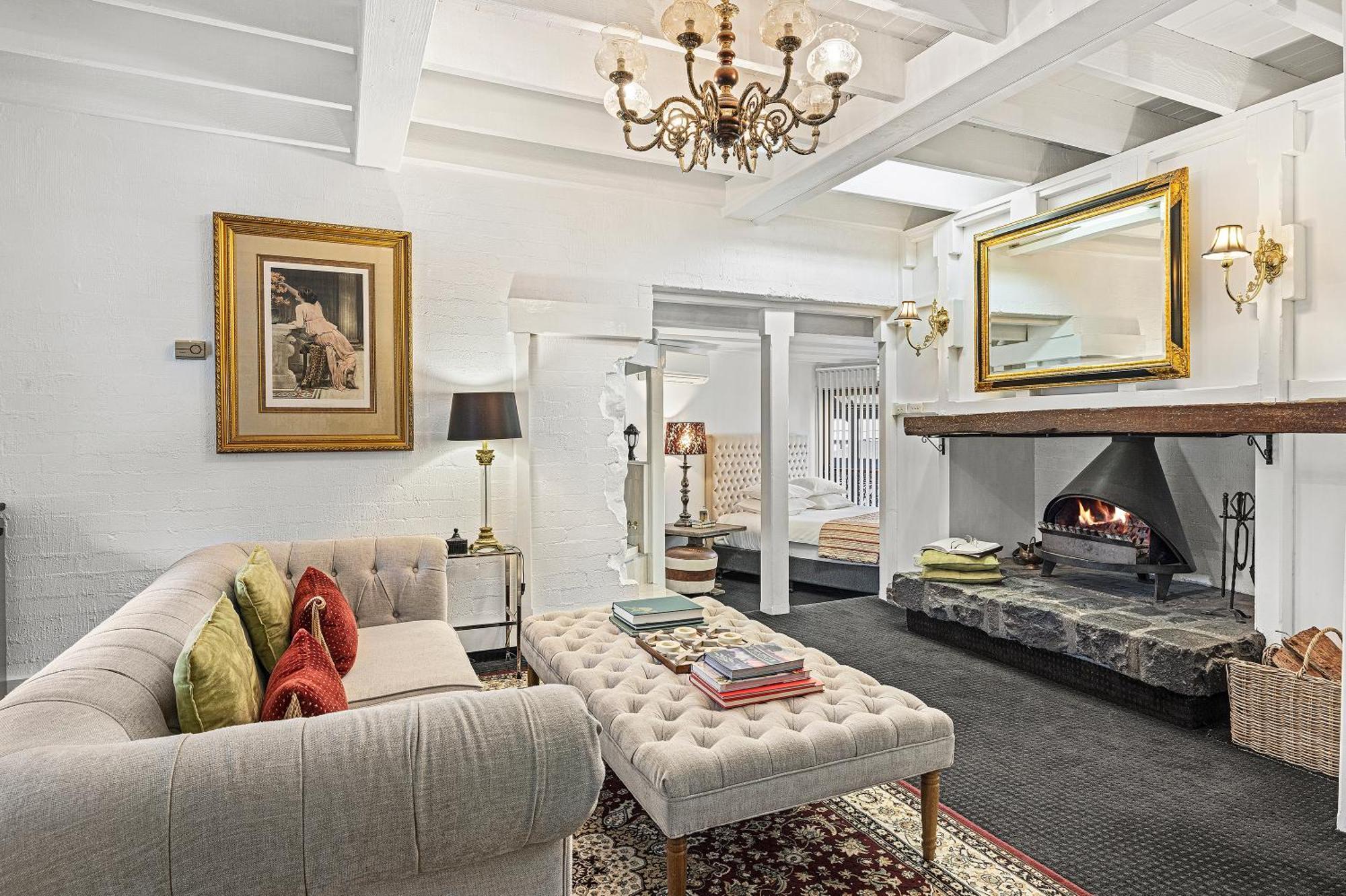 A Loft In The Mill Boutique Accommodation โอลินดา ภายนอก รูปภาพ