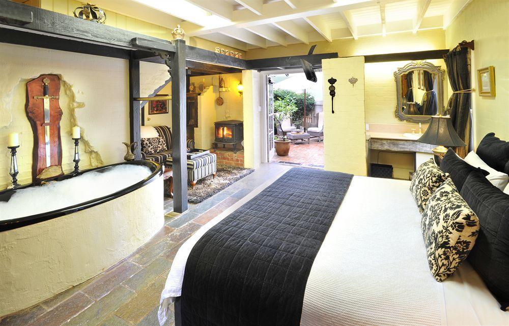 A Loft In The Mill Boutique Accommodation โอลินดา ภายนอก รูปภาพ